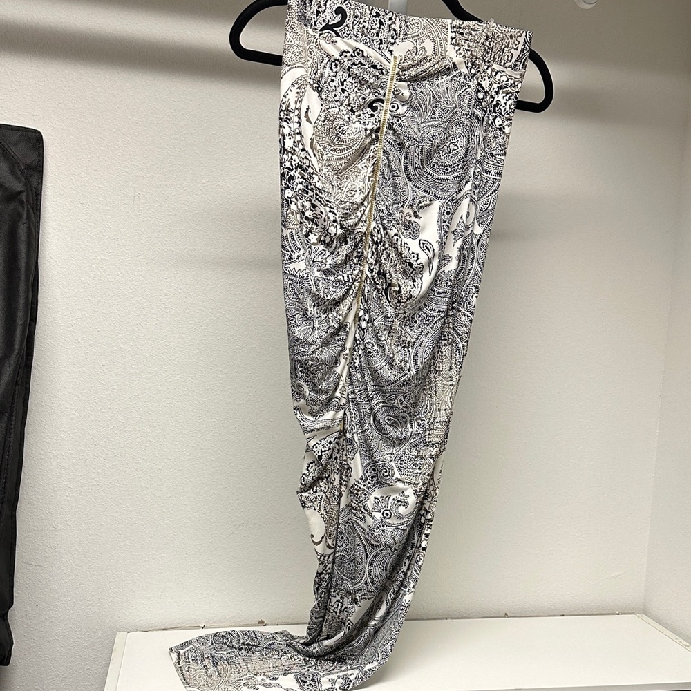 Cache Black and White Paisley Maxi Skirt